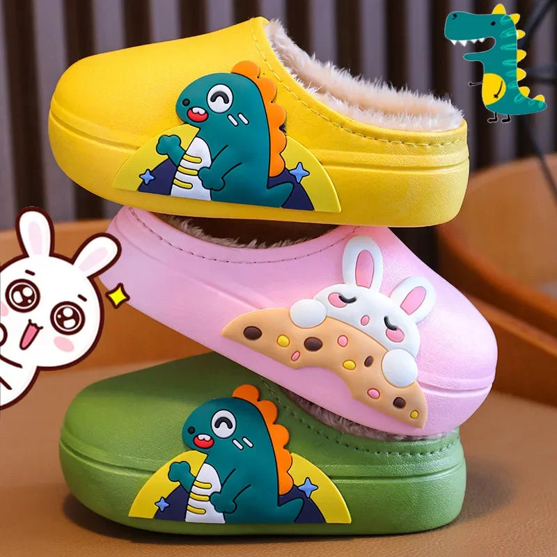 Wasserdichtes Design für Kinder – Lustige Hausschuhe mit Dino und Hasenmotiven