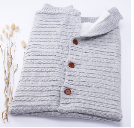Baby Strick-Schlafsack mit Kapuze – Weicher, gefütterter Babyschlafsack