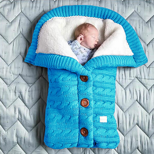 Baby Strick-Schlafsack mit Kapuze – Weicher, gefütterter Babyschlafsack