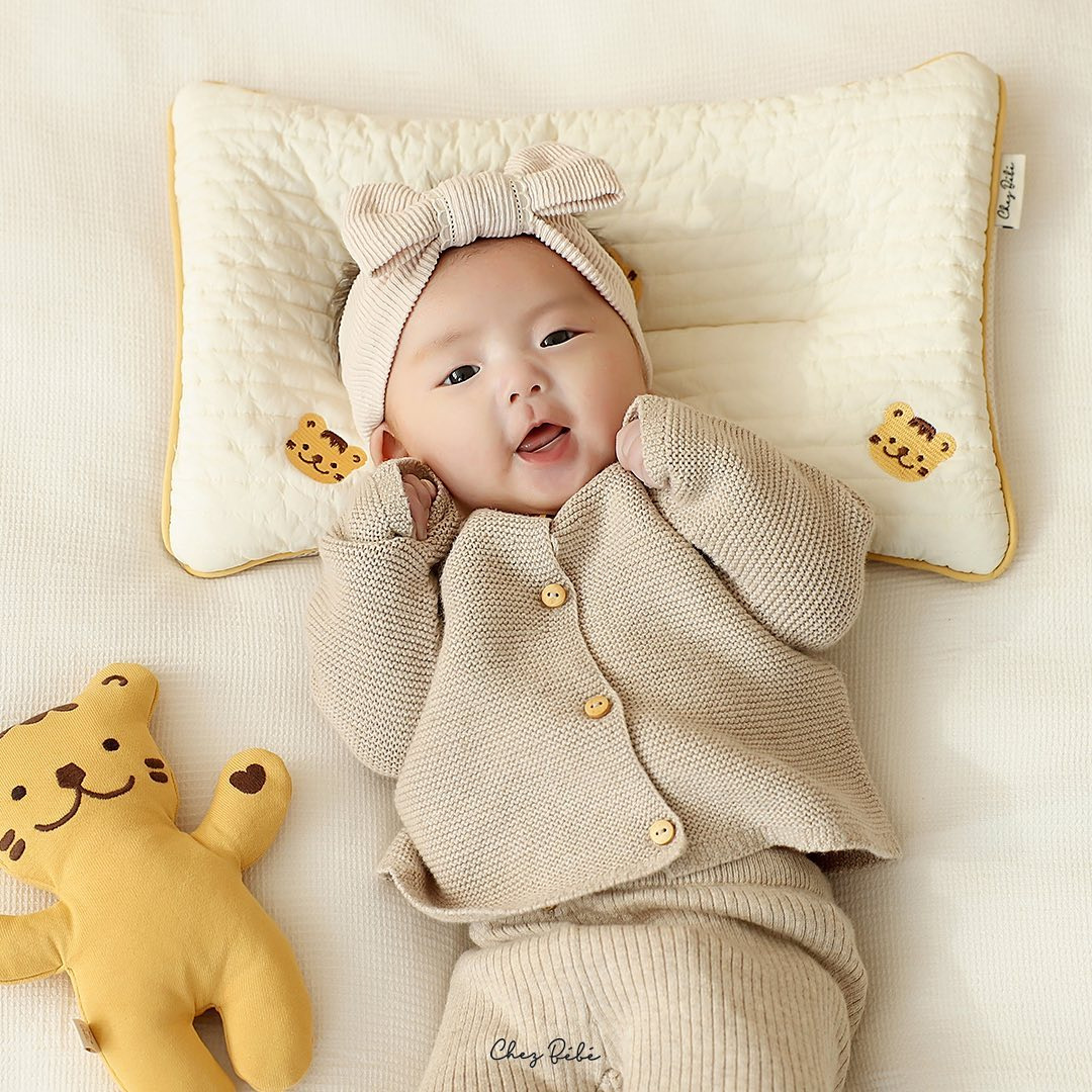 Baby Kopfkissen mit Memory-Schaum – Ergonomisches Kissen gegen Kopfverformung