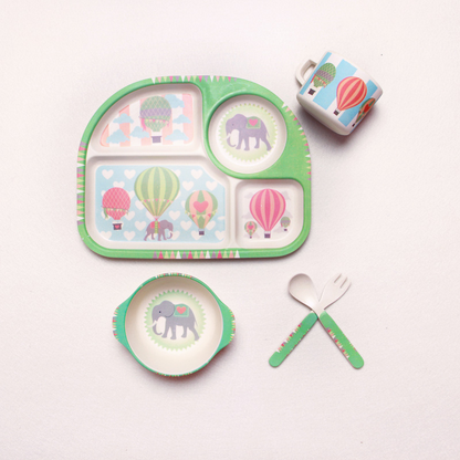 Baby Geschirrset mit Wolkenmotiv – Teller, Schüssel, Becher & Besteck für Kinder