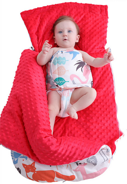 Baby Schlafsack mit Kapuze – Minky Decke für Neugeborene