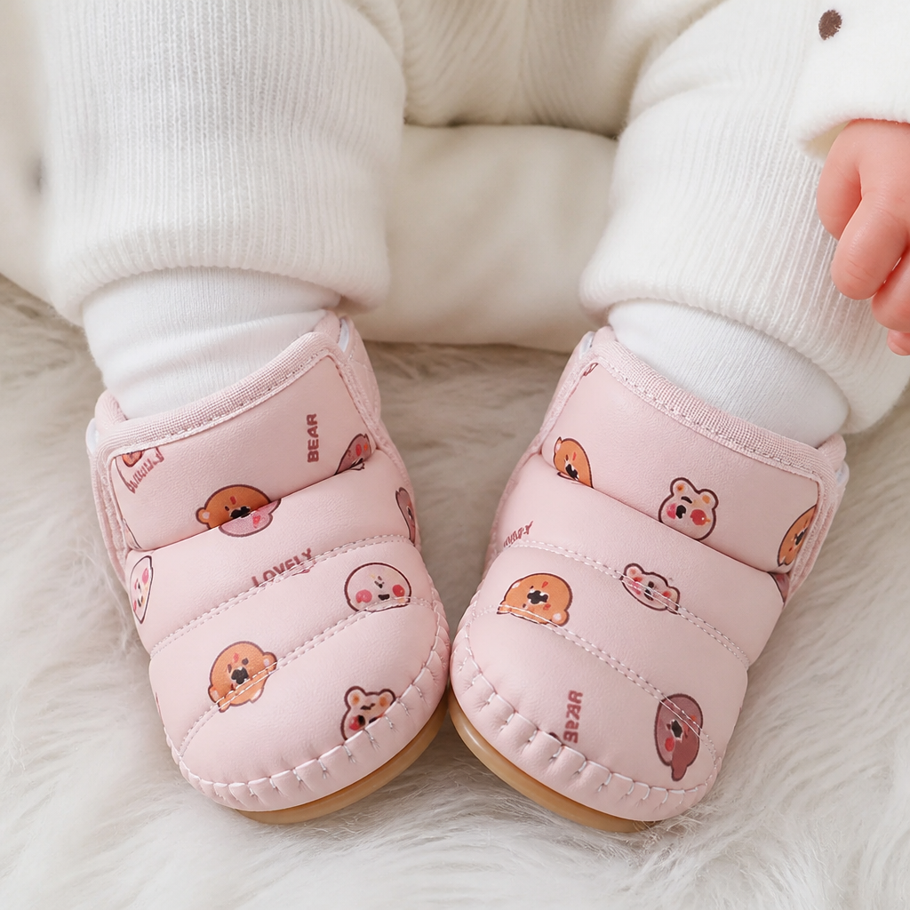 Winter Babyschuhe mit warmem Innenfutter und Bärenmotiv