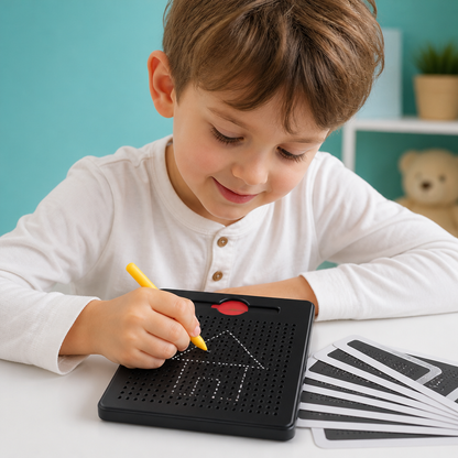 2-in-1 Magnetische Schreib- & Zeichentafel mit aufsteckbaren Formen für Kinder