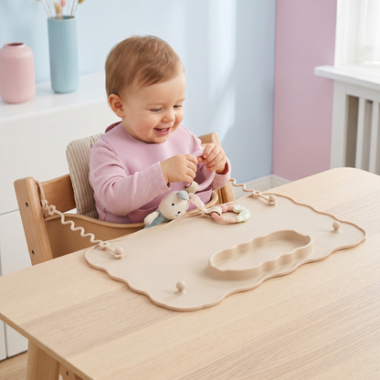 Rutschfeste Silikon Baby Tischmatte mit Saugnapf und Anti-Fall Seil