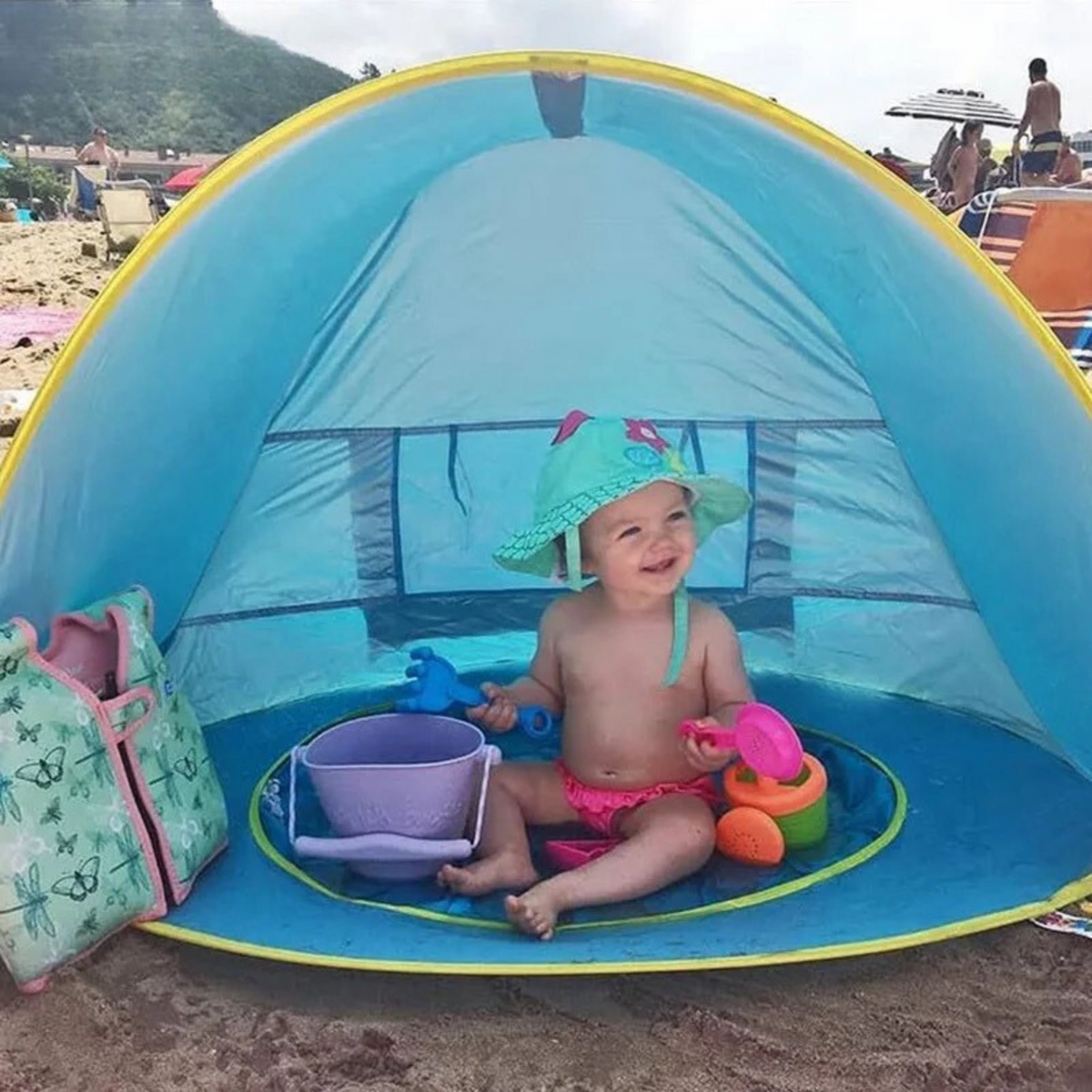 Strandzelt mit Pool