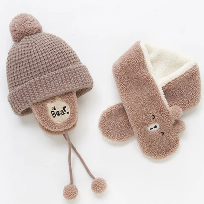Baby Wintermütze mit Ohrenschützern und Passendem Schal