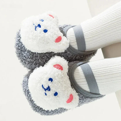 Warm & weich – Flauschige Kinder-Hausschuhe mit rutschfester Sohle