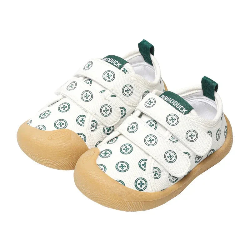 Atmungsaktives Material – Bedruckte Schuhe mit Klettverschluss für Kinder