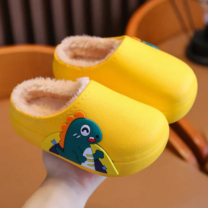 Wasserdichtes Design für Kinder – Lustige Hausschuhe mit Dino und Hasenmotiven