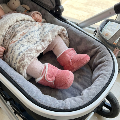 Warme & gemütliche Plüsch-Baby-Booties mit weichen rutschfesten Sohlen